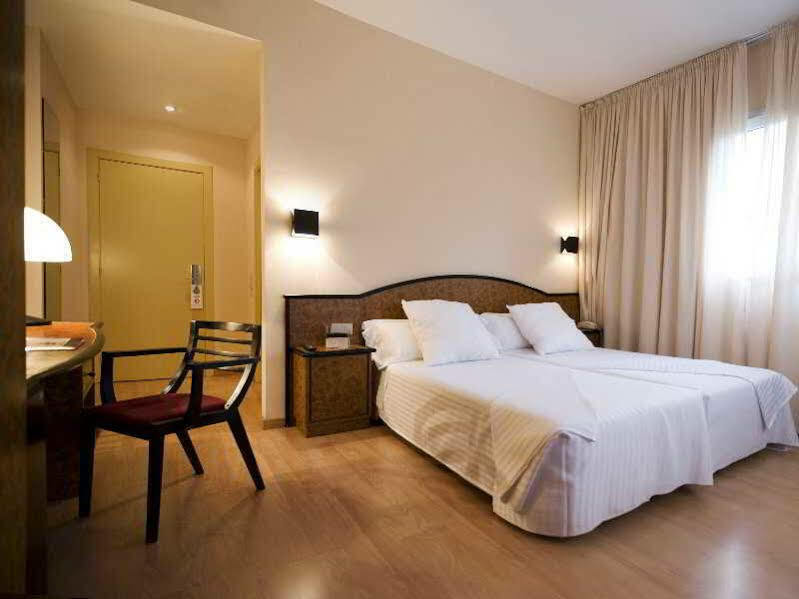 Hotel Air Penedes Vilafranca del Penedès Dış mekan fotoğraf